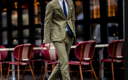 Top 5 thương hiệu giày sneaker đi làm chốn công sở